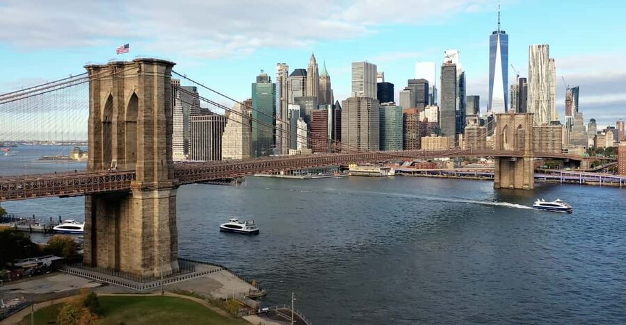 From Manhattan: 5-Hour Bronx, Queens, and Brooklyn Bus Tour - Key points to know before you go