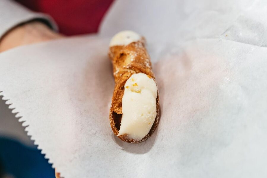 From Manhattan: Half-Day Brooklyn Food and Culture Bus Tour - Why this Brooklyn food and culture bus tour works in 4.5 hours