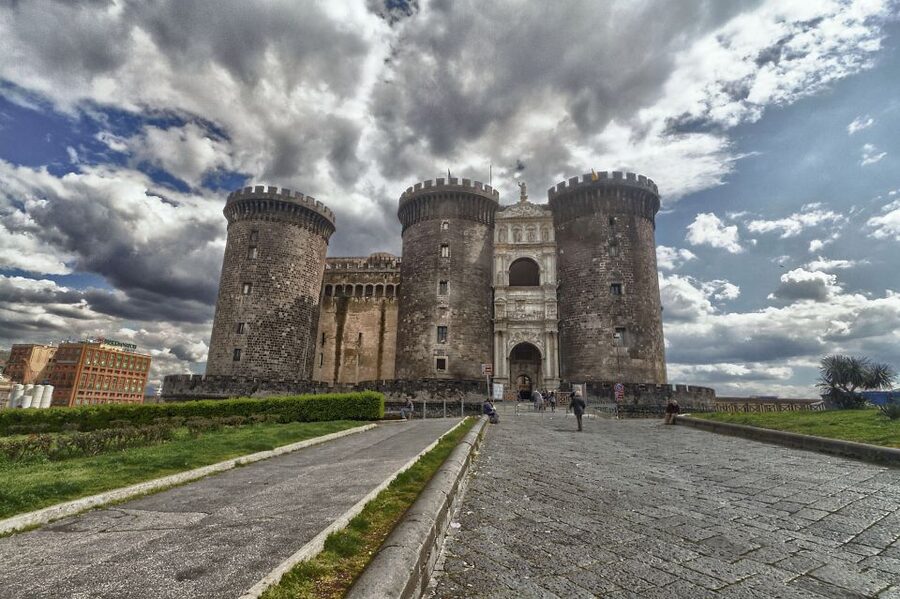 From Naples: Half-Day City Walking & Bus Tour Gulf of Naples - The basic idea: why this half-day works