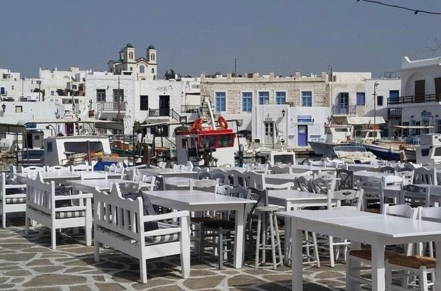 From Paros: Paros Island Bus Tour and Boat Trip to Antiparos - Parikia Old Town: Venetian castle views and Agios Konstantinos & Eleni