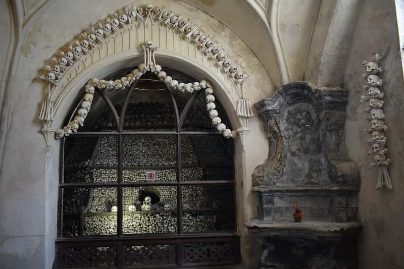 From Prague: Half-Day Coach Tour to Kutná Hora - Italian Court and mining power: how the money system worked