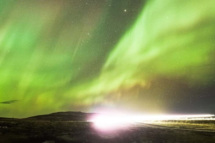 From Reykjavik: Northern Lights Bus Tour with Hot Cocoa - Hot cocoa and warm breaks: small comfort that pays off
