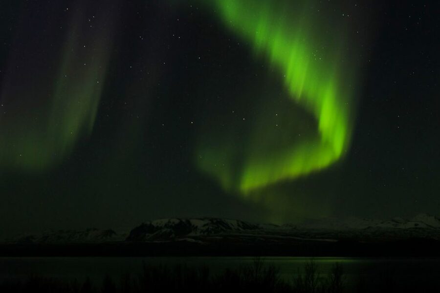 From Reykjavik: Northern Lights Bus Tour with Hot Cocoa - Free retry: the smartest insurance you can buy for an aurora tour