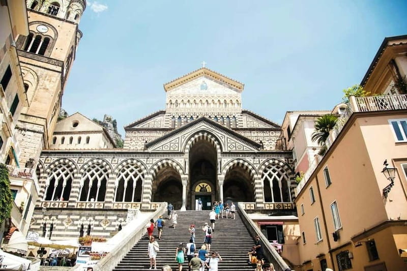 From Sorrento: Amalfi Coast Guided Bus Tour and Ferry Ride - Positano viewpoint stops: why the bus part is more than just transit