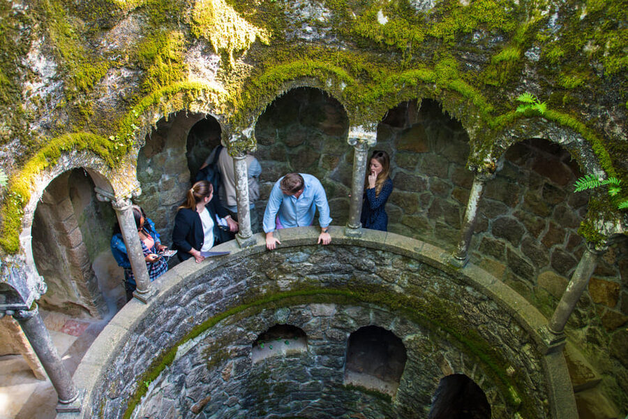 From/To Lisbon: Sintra Hop-on Hop-off Tickets + Audio Guide - The English Audio Guide: Getting Value Without a Live Guide