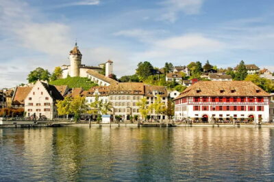 From Zurich: Rhine Falls Coach Tour - Meeting point: Zurich Sihlquai, right by HB