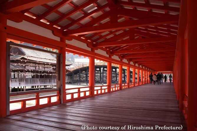 Full Day Hiroshima and Miyajima Bus Tour from Hiroshima - Miyajima’s Itsukushima Shrine: The Red Torii and the Waterline Look
