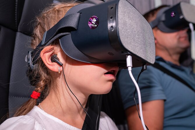 Future Bus Tours - Vienna's highlights bus tour with virtual reality - Back to Albertinaplatz and the State Opera: final VR meeting and a virtual concert