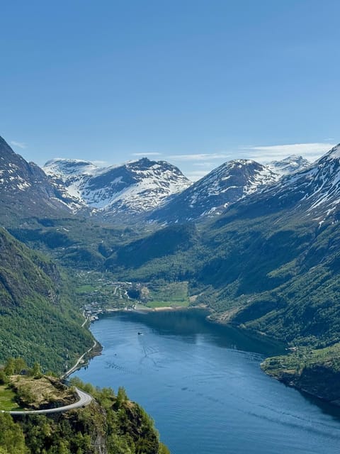 Geiranger Dalsnibba: mini bus tour - Geiranger Pier Pickup: Joker Shop, Green Jacket, and Beat the Rush