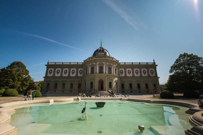 Geneva: Hop-on Hop-Off Bus & Scenic Mini-Train Tour - Practical tips for a smoother ride