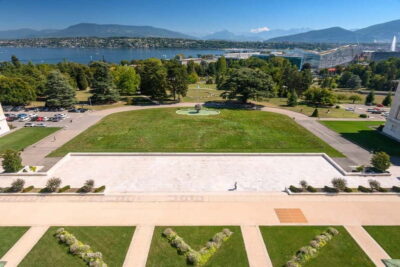 Geneva: Open-Top Sightseeing Bus Tour - Price and what $32 actually buys you
