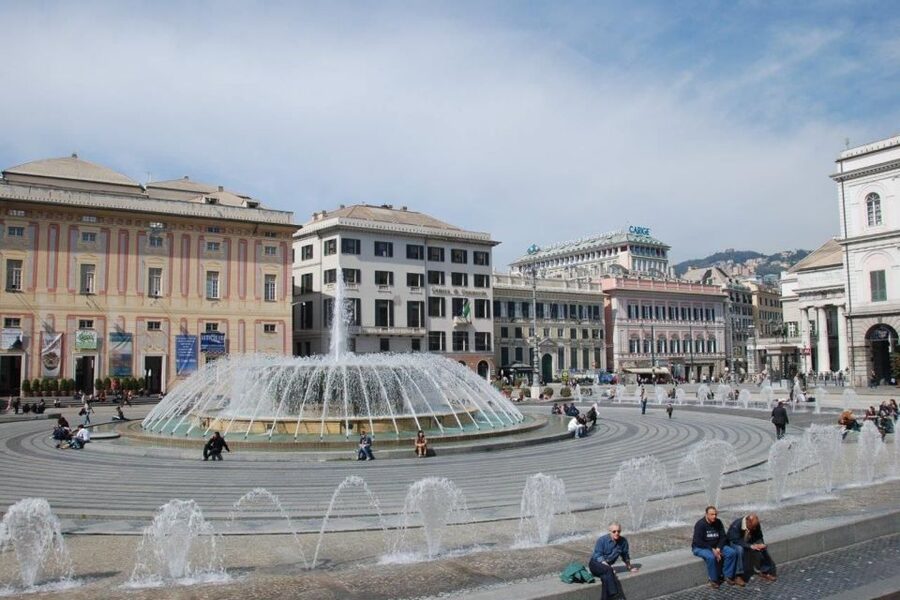 Genoa: Hop-on Hop-off Tour Ticket - Key reasons this bus ticket works in Genoa