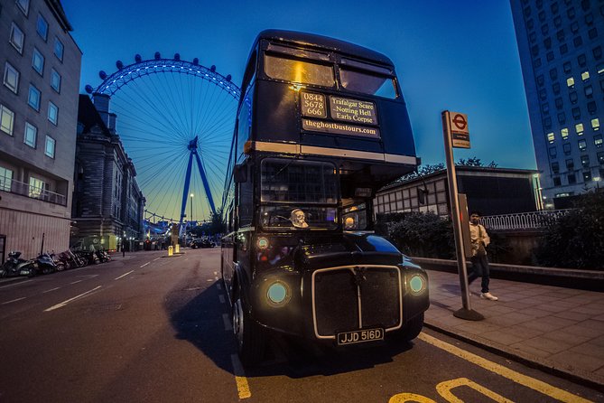Ghost Bus Tour of London - Tower of London: Tyrants, Death by Axe, and the Prison Aura