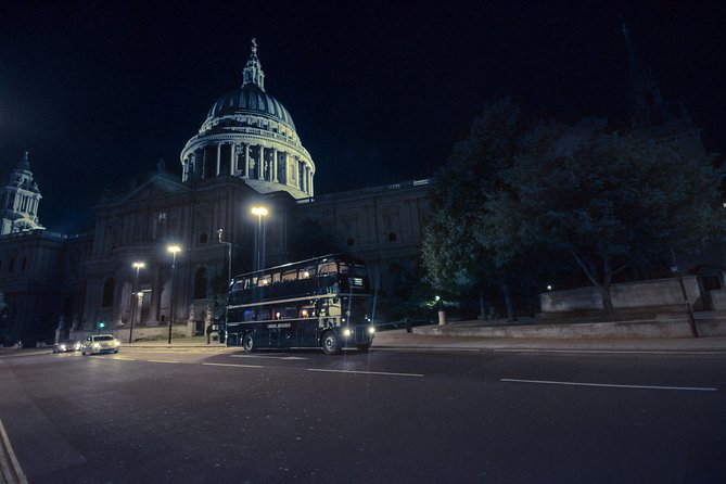 Ghost Bus Tour of London - St Paul’s Cathedral: Grand, Famous, and Weirdly Fit for Ghost Tales