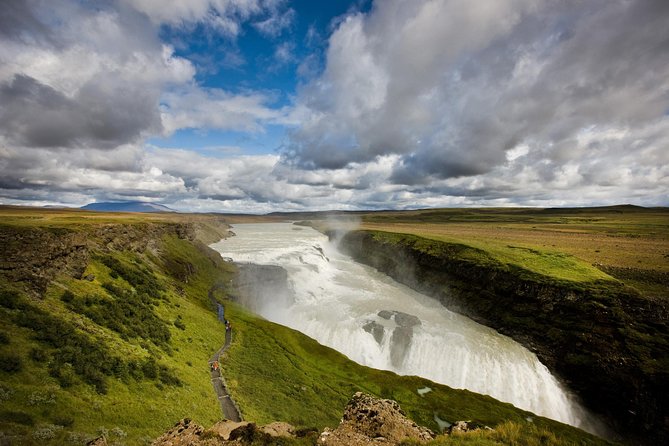 Golden Circle 7 Hours Bus Tour from Reykjavik - Price and what makes $83 feel fair