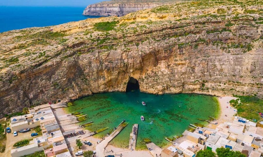 Gozo Full-Day Group Coach Tour including Lunch and Transfers - Ġgantija Archaeological Park: UNESCO temples with a real wow factor