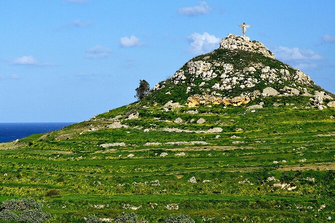 Gozo Full-Day Group Coach Tour including Lunch and Transfers - Lunch on Gozo: fixed menu, wine included, and how to handle the pace