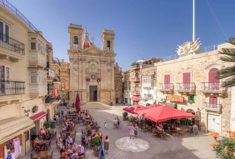 Gozo Full-Day Group Coach Tour including Lunch and Transfers - Getting picked up: meeting points, pickup windows, and ferry reality