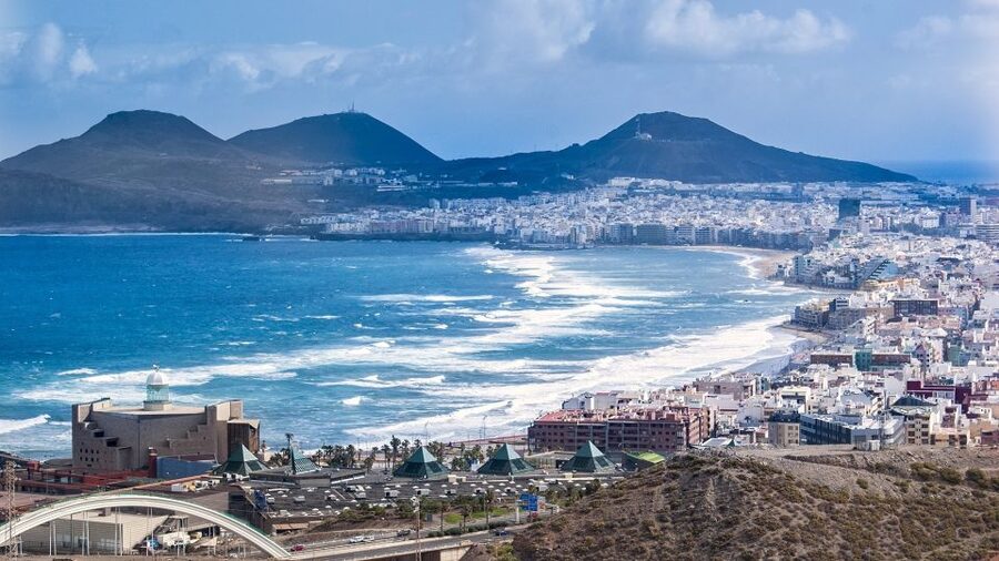 Gran Canaria: Full-Day Island Sightseeing Coach Tour - Puerto de Mogán: why this canal-town stop works so well