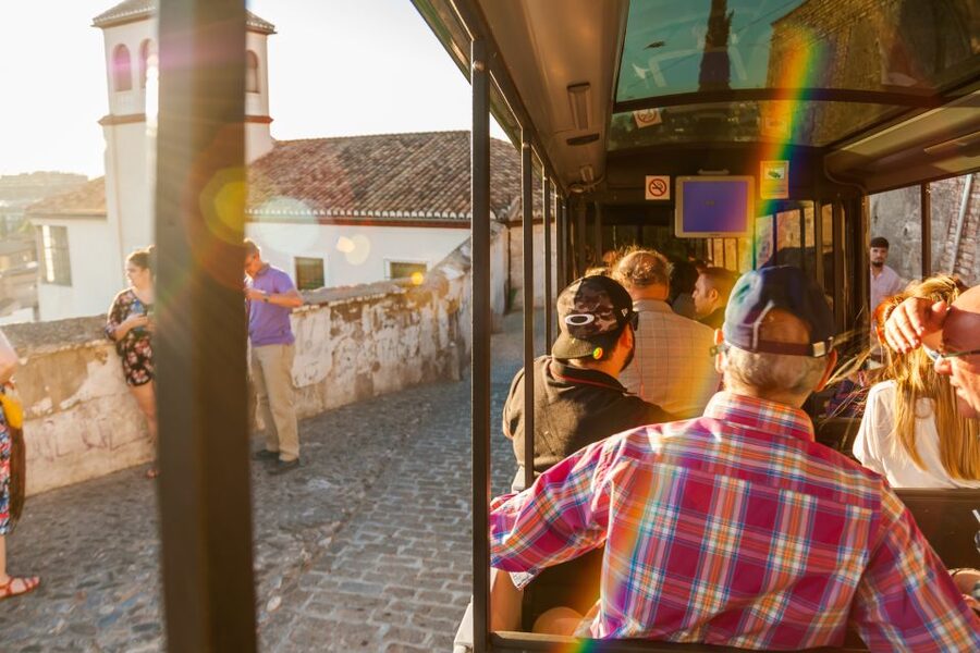 Granada City Train 1 or 2-Day Hop-On Hop-Off Ticket - Tickets, Stops, and the Green Line Frequency You Can Plan Around