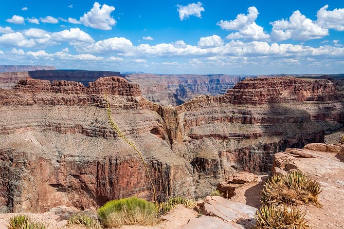 Grand Canyon West Bus Tour with Hoover Dam and Optional Skywalk - Hualapai Ranch: Lunch Plus a Wild West-Style Show