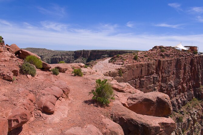 Grand Canyon West Bus Tour with Hoover Dam and Optional Skywalk - Food, Water, Heat, and Queues: How to Make This Day Feel Easier