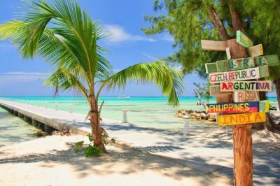 Grand Cayman Private Customized Bus Tour - Your Choice of 9am or 6pm Changes the Whole Feel