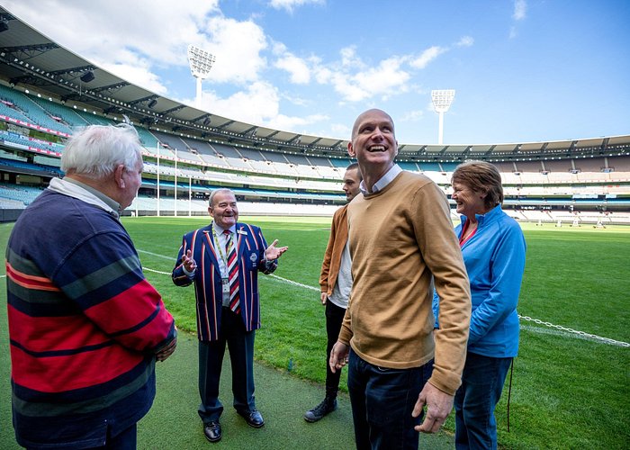 Half-Day Sports Lovers Bus Tour of Melbourne with MCG Tour - Flemington Racecourse: Spring Carnival tradition and Melbourne Cup gravity