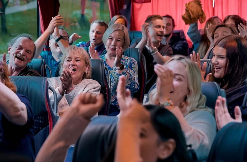 Hamburg: 1.5-Hour International Karaoke Bus Tour - Your Hamburg Night, Turned Into a Mobile Stage