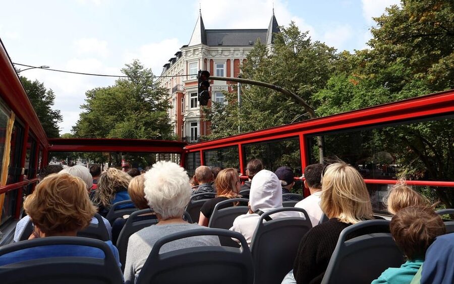 Hamburg: Line C Sightseeing Hop-On Hop-Off Bus Tour - Where you’ll get the best views: open-roof moments and height
