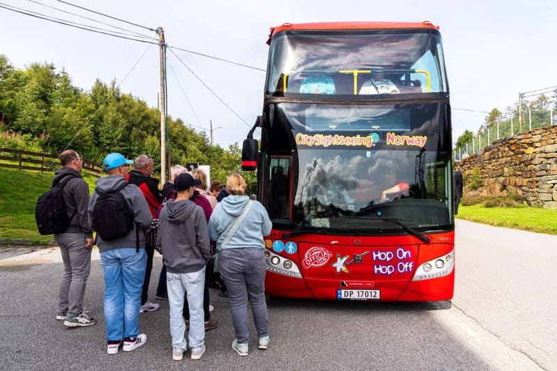 Haugesund: City Sightseeing Hop-On Hop-Off Bus Tour - Where to pause for coffee and a real break