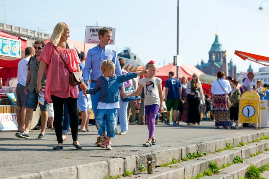 Helsinki: City Sightseeing Hop-On Hop-Off Bus Tour - Don’t miss the harbor story: Suomenlinna and optional cruise time