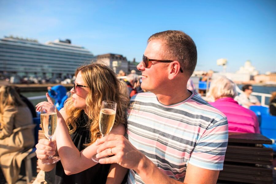 Helsinki: Hop-On Hop-Off Bus and Sightseeing Boat Tour - Build your own plan: how the hop-on hop-off part changes everything