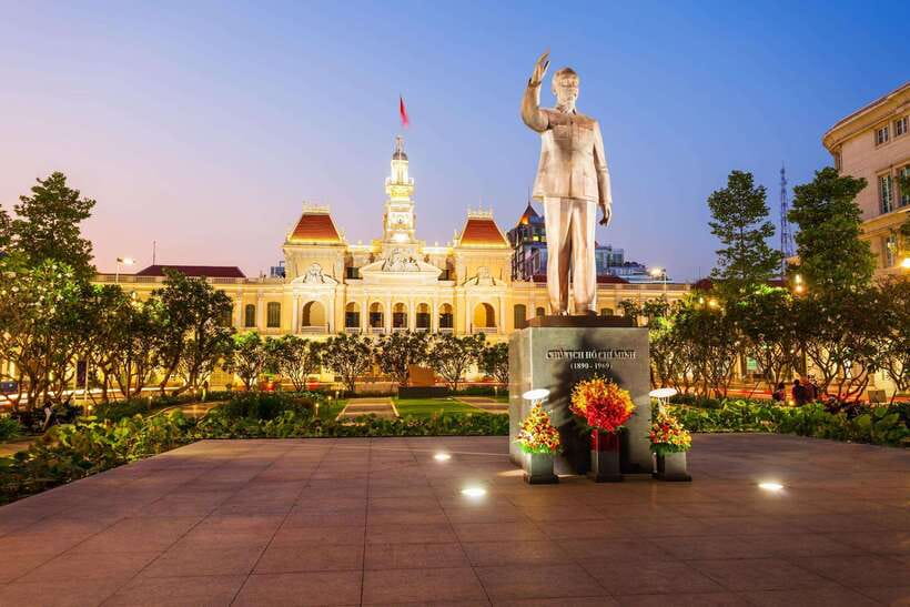 Ho Chi Minh City: Hop-On Hop-Off Bus Tour by Vistra - Audio commentary: make sure you’re actually getting it