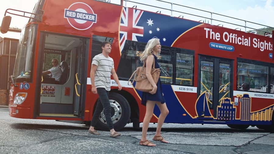 Hobart: 24-Hour Hop-on Hop-off Sightseeing Bus Ticket - Multilingual GPS Commentary and a Live English Guide