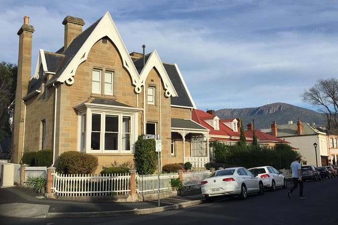 Hobart Hop-On Hop-Off Bus & kunanyi/Mt Wellington Tour - Who should book this Hop-On Hop-Off + Mt Wellington combo?
