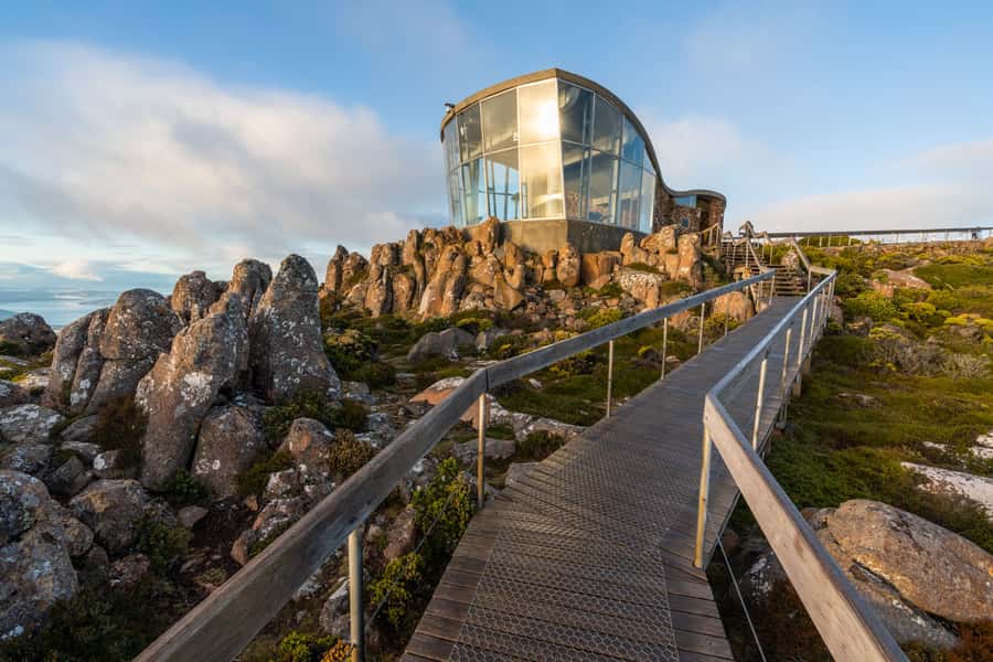 Hobart: Kunanyi/Mt Wellington Hop-on Hop-off Bus Pass - The Summit Experience: 30 Minutes at Kunanyi/Mt Wellington