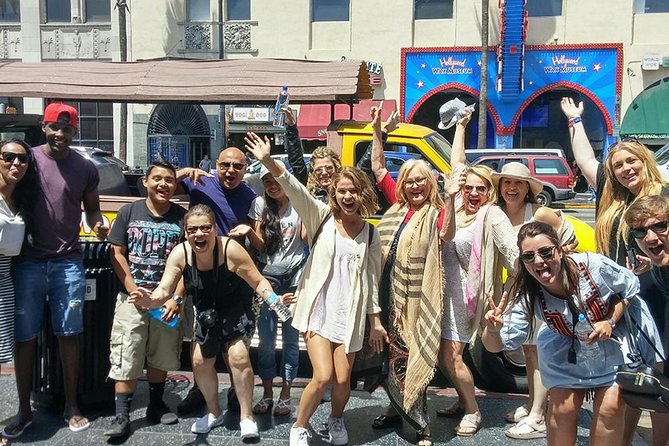 Hollywood and Celebrity Homes Bus Tour - The Beverly Hills Sign Photo Stop: Quick, but Worth It