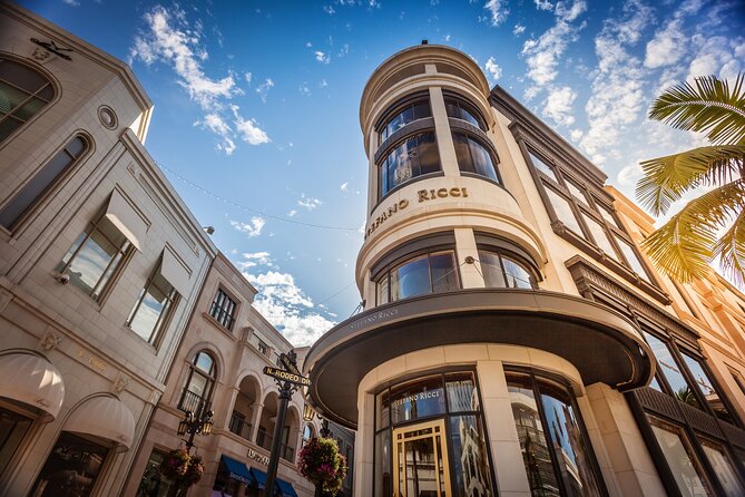 Hollywood and Celebrity Homes Bus Tour - Oscars Trivia and the Round Tower That Ties Music to Hollywood