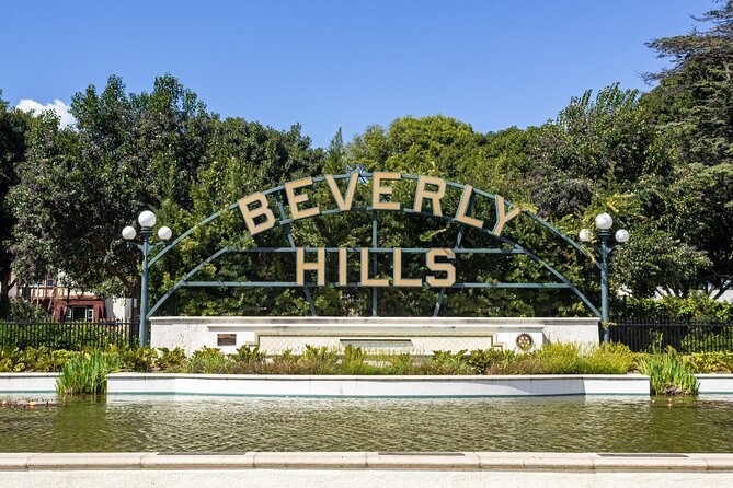 Hollywood, Beverly Hills & Celebrity Homes by Open Air Bus - The Walk of Fame Start: Easy Entrance to Hollywood
