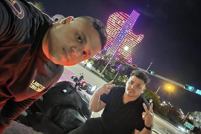 Hookah Bus Tour/Hard Rock Casino/Las Olas Ft. Lauderdale/Wynwood - Stop 3: Fort Lauderdale Beach when the lights hit