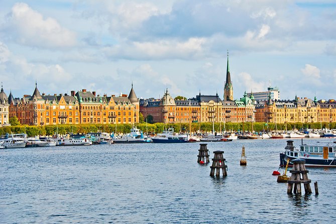 Hop-On Hop-Off Bus and Boat Ticket in Stockholm - On-board Wi-Fi, tickets, and the audio reality check