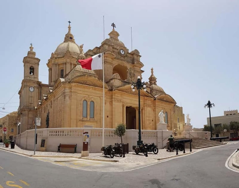 Hop-On Hop-Off Bus Malta (North and South Routes - CMO) - The Real Value: A Full Day of Malta Without Hard Commitments