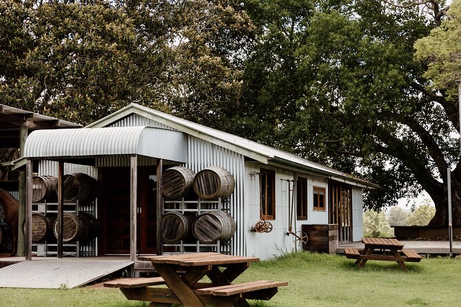 Hop on Hop Off Bus - Tamborine Mountain - Stop 2: Gallery Walk (plus tastings at the distillery at the top)