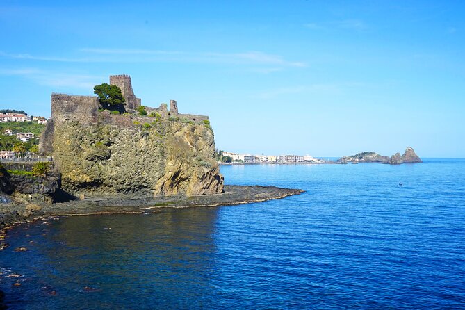 Hop on hop off Catania-Acicastello-Acitrezza panoramic bus - Key things to know before you ride