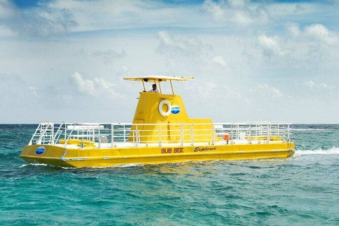 Hop-on Hop-off City Tour Cancun plus Submarine or Bodyboard Experience - Mercado and Marina Energy: Market 28 and Forum by the Sea