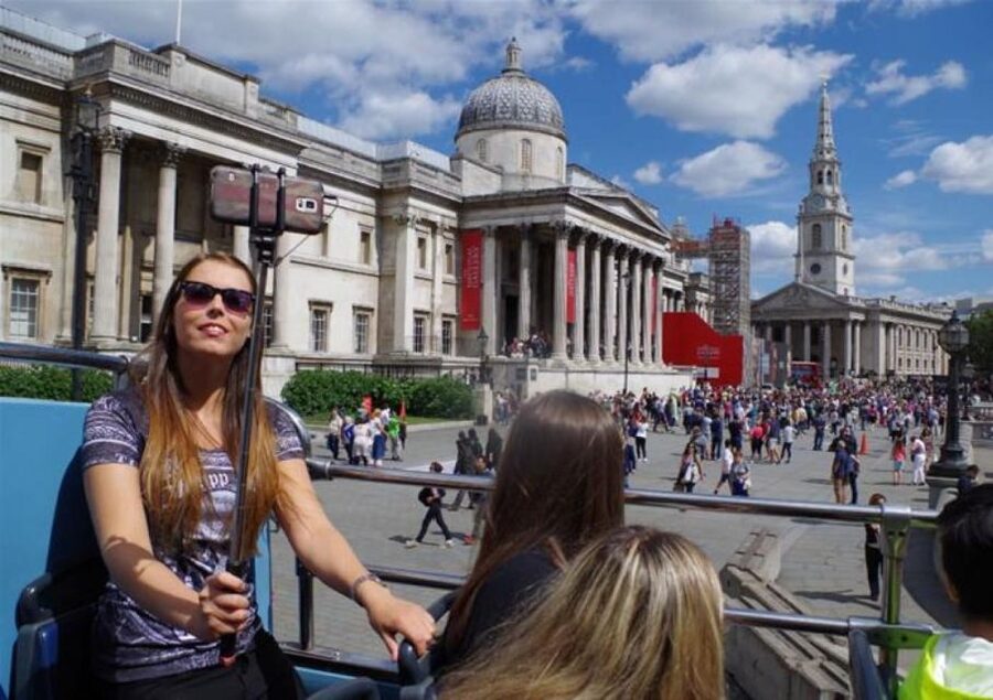 Hop-on Hop-off London Bus Tour & The London Eye - Your Sightseeing Game Plan Around Major Stops