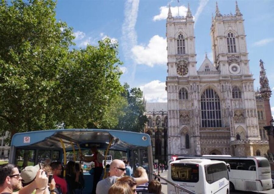 Hop-on Hop-off London Bus Tour & Westminster Abbey - Westminster Abbey highlights you should plan to see