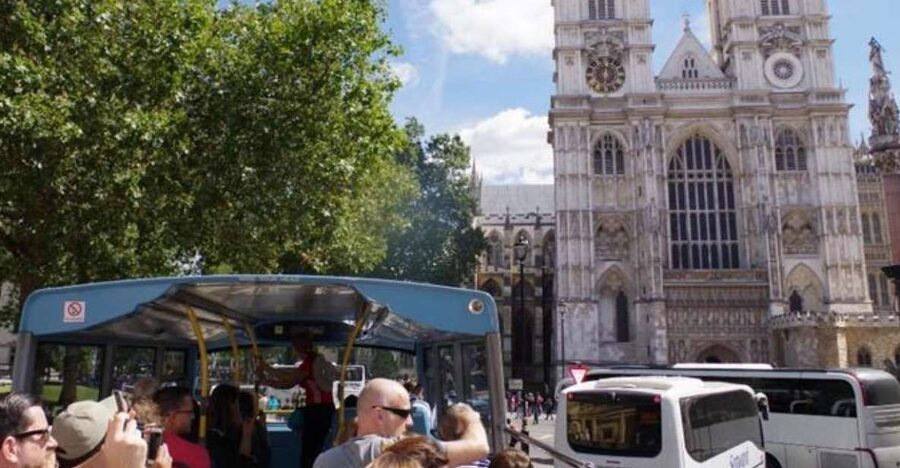 Hop-on Hop-off London Bus Tour & Westminster Abbey - Adding other attractions with the Golden Pass options