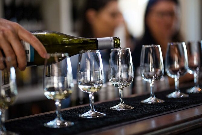 Hop on Hop off Wine tasting tour to Tamborine Mountain - Lunch on Your Terms (and Why That’s Not a Bad Thing)